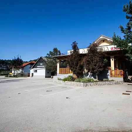 Prenocisce Pugelj